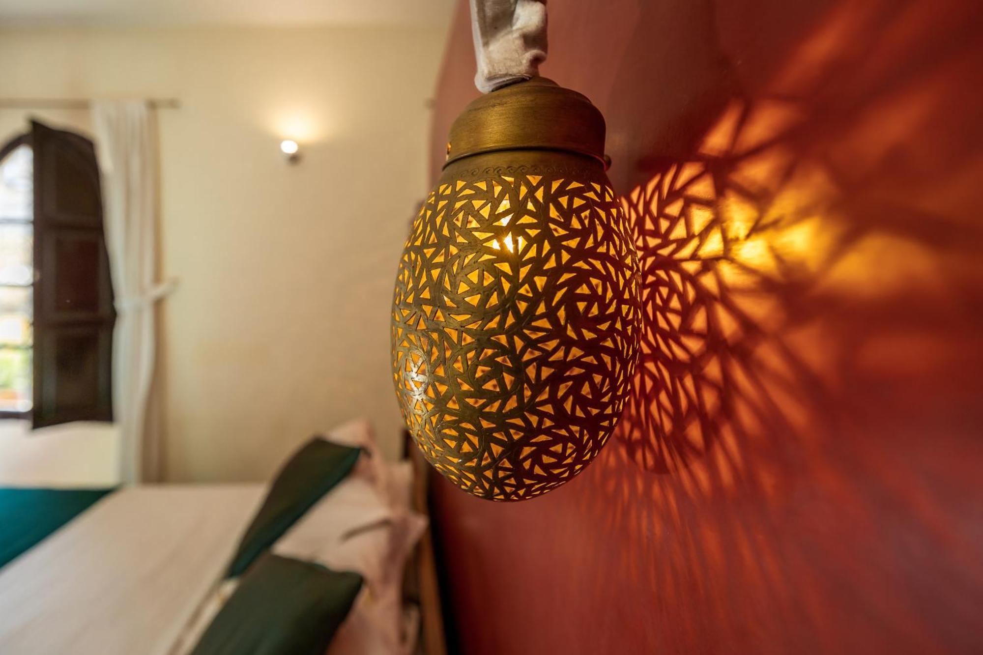 Riad Tizwa Фес Екстериор снимка