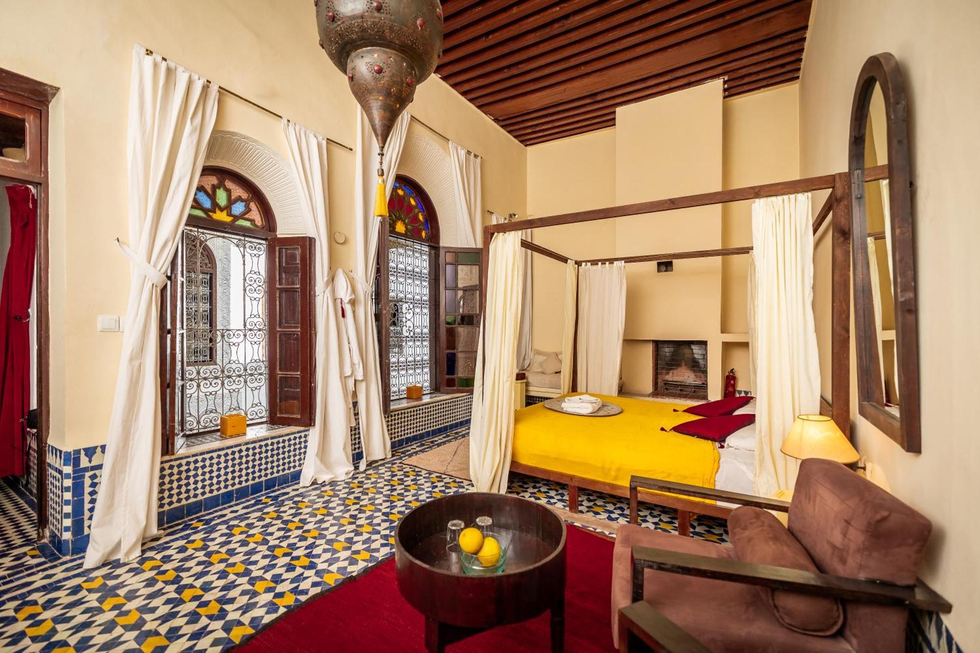 Riad Tizwa Фес Екстериор снимка